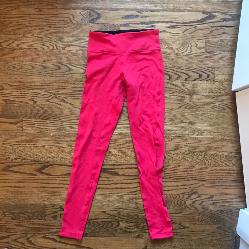 Reversible pink/black workout leggings with pocket - Picture 1 of 6